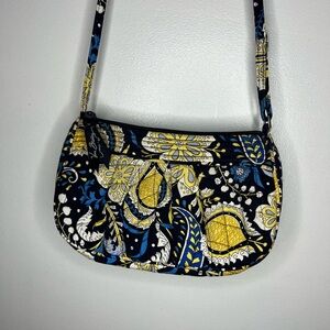 Vera Bradley Frannie Crossbody bag in the retired Ellie Blue pattern